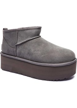 UGG Skórzane śniegowce W CLASSIC ULTRA MINI | z dodatkiem wełny ze sklepu Gomez Fashion Store w kategorii Śniegowce damskie - zdjęcie 186211066