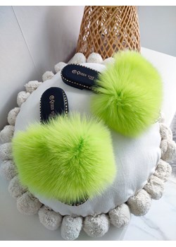 eleganckie klapki jenotki vivi na płaskiej podeszwie z naturalnym futrem jenot lis z produkt polski -  limonka ze sklepu STYLOWO w kategorii Klapki damskie - zdjęcie 186219226