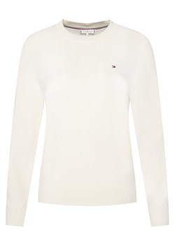 Tommy Hilfiger Sweter WW0WW44984 Biały Regular Fit ze sklepu MODIVO w kategorii Swetry damskie - zdjęcie 186233357