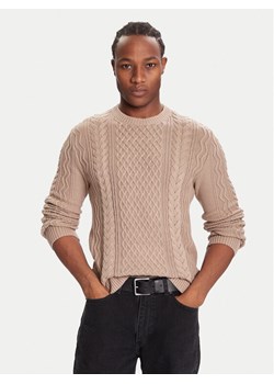 Tommy Jeans Sweter DM0DM22101 Brązowy Regular Fit ze sklepu MODIVO w kategorii Swetry męskie - zdjęcie 186233879