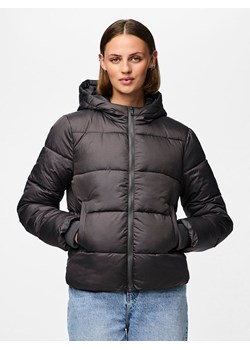 Pieces Kurtka przejściowa "Pcbee" w kolorze czarnym ze sklepu Limango Polska w kategorii Kurtki damskie - zdjęcie 186239135
