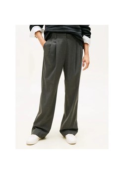Tommy Hilfiger Spodnie | Relaxed fit ze sklepu Gomez Fashion Store w kategorii Spodnie damskie - zdjęcie 186250726