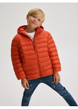 Reserved - Pikowana kurtka z kapturem - czerwony ze sklepu Reserved w kategorii Kurtki chłopięce - zdjęcie 186253436