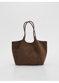 Reserved - Torebka shopper z imitacji zamszu - ciemnobrązowy ze sklepu Reserved w kategorii Torby Shopper bag - zdjęcie 186254056
