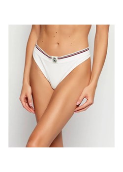 Tommy Hilfiger Stringi ze sklepu Gomez Fashion Store w kategorii Majtki damskie - zdjęcie 186256459