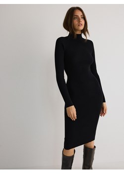Reserved - Prążkowana sukienka midi z półgolfem - czarny ze sklepu Reserved w kategorii Sukienki - zdjęcie 186262645