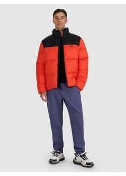 Męska kurtka puchowa pikowana 4F 4FWAW25TDJAM601 - czerwona ze sklepu Sportstylestory.com w kategorii Kurtki męskie - zdjęcie 186263336