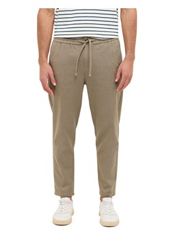 Męskie Spodnie Materiałowe Mustang Style Milano Jogger Boa 1016330 6292 ze sklepu YouNeedit.pl w kategorii Spodnie męskie - zdjęcie 186266165