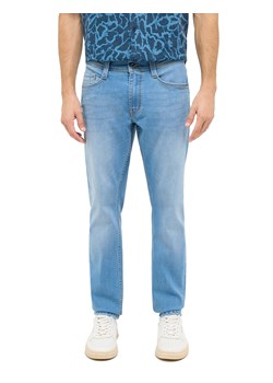 Męskie Spodnie Jeansowe Mustang Style Oregon Slim Denim Blue 1016316 5000 303 ze sklepu YouNeedit.pl w kategorii Jeansy męskie - zdjęcie 186266269