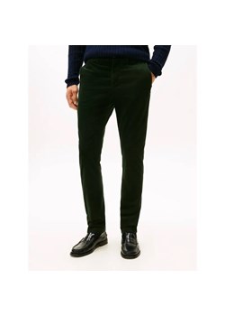 Tommy Hilfiger Sztruksowe spodnie chino DENTON | Straight fit ze sklepu Gomez Fashion Store w kategorii Spodnie męskie - zdjęcie 186272086