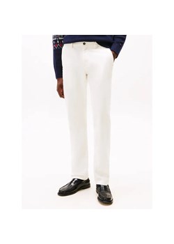Tommy Hilfiger Sztruksowe spodnie chino DENTON | Straight fit ze sklepu Gomez Fashion Store w kategorii Spodnie męskie - zdjęcie 186272096