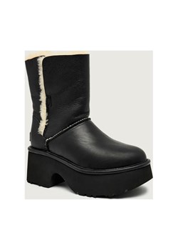 UGG Skórzane botki W ESMEE | z dodatkiem wełny ze sklepu Gomez Fashion Store w kategorii Botki - zdjęcie 186279967