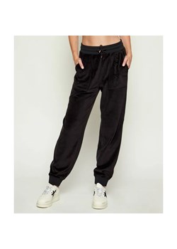 EA7 Spodnie dresowe | Relaxed fit ze sklepu Gomez Fashion Store w kategorii Spodnie damskie - zdjęcie 186281485