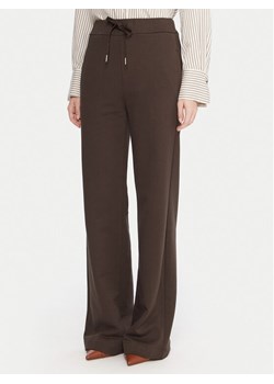 Maryley Spodnie dresowe 25IB558/07CO Brązowy Relaxed Fit ze sklepu MODIVO w kategorii Spodnie damskie - zdjęcie 186290905