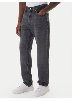 Tommy Jeans Jeansy DM0DM21355 Szary Regular Fit ze sklepu MODIVO w kategorii Jeansy męskie - zdjęcie 186290937