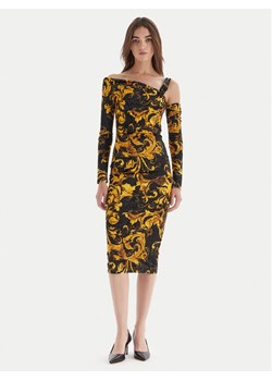 Versace Jeans Couture Sukienka koktajlowa 79HAO974 JS508 Czarny Slim Fit ze sklepu MODIVO w kategorii Sukienki - zdjęcie 186290995
