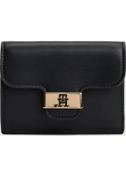 Tommy Hilfiger Portfel HERITAGE ze sklepu Gomez Fashion Store w kategorii Portfele damskie - zdjęcie 186306145