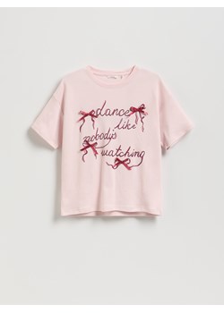 Reserved - T-shirt z aplikacją - pastelowy róż ze sklepu Reserved w kategorii Bluzki dziewczęce - zdjęcie 186312788