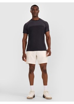 Męska koszulka treningowa 4F 4FWAW25TFTSM1457 - czarna ze sklepu Sportstylestory.com w kategorii T-shirty męskie - zdjęcie 186321289