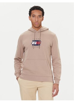 Tommy Hilfiger Bluza Linear Flag MW0MW41332 Beżowy Regular Fit ze sklepu MODIVO w kategorii Bluzy męskie - zdjęcie 186323105