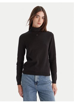 Tommy Jeans Golf Essential DW0DW21672 Czarny Regular Fit ze sklepu MODIVO w kategorii Swetry damskie - zdjęcie 186323546