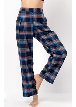 Flanelowe spodnie damskie w kratę LHE 431, Kolor granatowy-kratka, Rozmiar S, Key - id: 218436 - marki Key - 186325799 Flanelowe spodnie damskie w kratę LHE 431, Kolor granatowy-kratka, Rozmiar S, Key ze sklepu Primodo w kategorii Piżamy damskie - zdjęcie 186325799