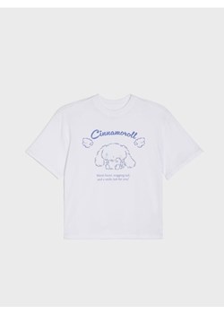 Sinsay - Bawełniana koszulka Cinnamoroll - biały - id: 336GG-00X - marki Sinsay - 186331465 Sinsay - Bawełniana koszulka Cinnamoroll - biały ze sklepu Sinsay w kategorii Bluzki dziewczęce - zdjęcie 186331465