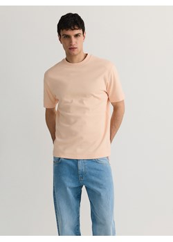 Reserved - Bawełniany t-shirt boxy - brzoskwiniowy ze sklepu Reserved w kategorii T-shirty męskie - zdjęcie 186333218