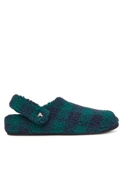 Crocs Kapcie Classic Buffalo Check Cozzzy 210755 Zielony ze sklepu MODIVO w kategorii Kapcie męskie - zdjęcie 186345249