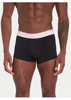 Calvin Klein Underwear Komplet 3 par bokserek LV00NB4389 Czarny ze sklepu MODIVO w kategorii Majtki męskie - zdjęcie 186345585