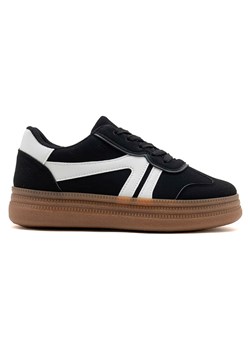 C'M Sneakersy w kolorze biało-czarnym ze sklepu Limango Polska w kategorii Buty sportowe damskie - zdjęcie 186391035