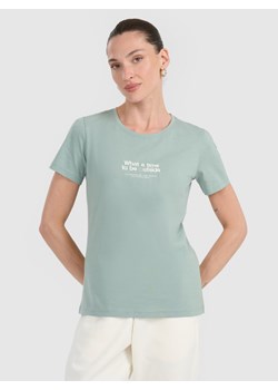 Damski t-shirt z nadrukiem 4F 4FWAW25TTSHF2322 - turkusowy ze sklepu Sportstylestory.com w kategorii Bluzki damskie - zdjęcie 186395968