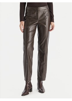 Vero Moda Spodnie z imitacji skóry Vips 10336342 Brązowy Straight Fit ze sklepu MODIVO w kategorii Spodnie damskie - zdjęcie 186399078