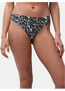 Chantelle Stringi Soft Stretch C11D90 Szary ze sklepu MODIVO w kategorii Majtki damskie - zdjęcie 186399136