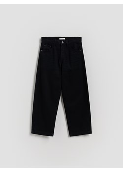 Reserved - Jeansy straight - czarny - id: 515CJ-99J - marki Reserved - 186400907 Reserved - Jeansy straight - czarny ze sklepu Reserved w kategorii Spodnie chłopięce - zdjęcie 186400907