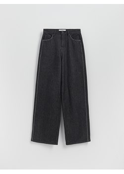 Reserved - Jeansy wide leg z aplikacjami - szary ze sklepu Reserved w kategorii Jeansy damskie - zdjęcie 186430557