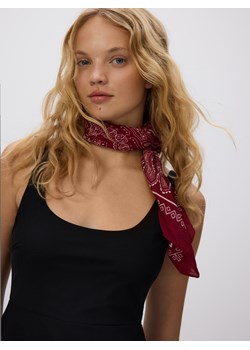 Reserved - Wzorzysta bandana - mahoniowy - id: 659FE-93X - marki Reserved - 186435636 Reserved - Wzorzysta bandana - mahoniowy ze sklepu Reserved w kategorii Szaliki i chusty damskie - zdjęcie 186435636