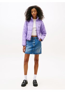 TOMMY JEANS Kurtka pikowana w kolorze lawendowym ze sklepu Limango Polska w kategorii Kurtki damskie - zdjęcie 186442717