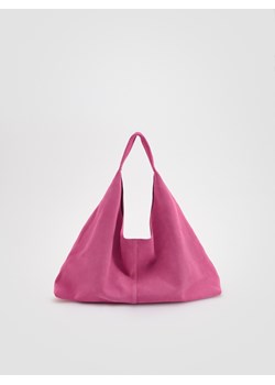 Reserved - Zamszowa torebka shopper z saszetką - hibiskus ze sklepu Reserved w kategorii Torebki hobo - zdjęcie 186444929
