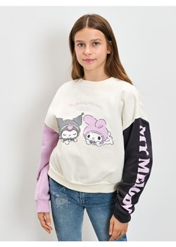 Sinsay - Bluza crewneck Hello Kitty - kremowy - id: 957ET-01X - marki Sinsay - 186464257 Sinsay - Bluza crewneck Hello Kitty - kremowy ze sklepu Sinsay w kategorii Bluzy dziewczęce - zdjęcie 186464257