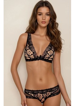 Koronkowy czarny komplet bielizny damskiej Louanee LC 90504, Kolor czarny, Rozmiar S/M, LivCo Corsetti Fashion - id: 128239 - marki Livia Corsetti - 186483387 Koronkowy czarny komplet bielizny damskiej Louanee LC 90504, Kolor czarny, Rozmiar S/M, LivCo Corsetti Fashion ze sklepu Intymna w kategorii Komplety bielizny damskiej - zdjęcie 186483387