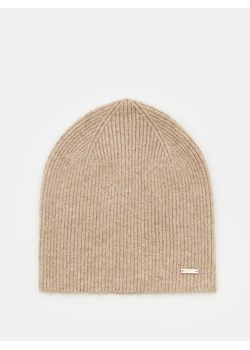 Mohito - Beżowa czapka beanie - beżowy ze sklepu Mohito w kategorii Czapki zimowe damskie - zdjęcie 186486935