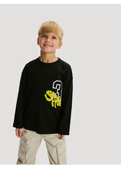 Reserved - Longsleeve z nadrukiem - czarny ze sklepu Reserved w kategorii T-shirty chłopięce - zdjęcie 186487017