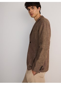 Reserved - Lniana marynarka regular fit - brązowy - id: 7025H-88P - marki Reserved - 186487779 Reserved - Lniana marynarka regular fit - brązowy ze sklepu Reserved w kategorii Marynarki męskie - zdjęcie 186487779