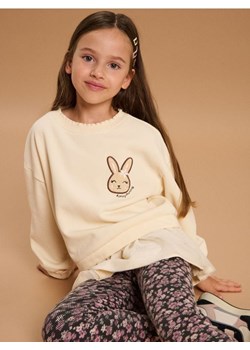 Sinsay - Bluza crewneck z falbanami - kremowy ze sklepu Sinsay w kategorii Bluzy dziewczęce - zdjęcie 186488879