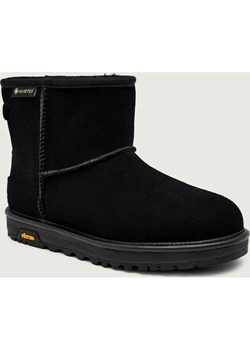 UGG Śniegowce W CLASSIC MINI GTX | zamsz ze sklepu Gomez Fashion Store w kategorii Śniegowce damskie - zdjęcie 186490155