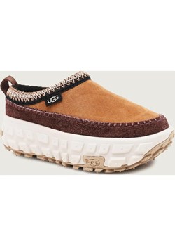 UGG Skórzane mule VENTURE DAZE ze sklepu Gomez Fashion Store w kategorii Klapki damskie - zdjęcie 186490157