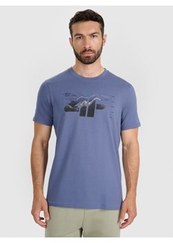 Męski t-shirt z nadrukiem 4F 4FWAW25TTSHM2359 - granatowy ze sklepu Sportstylestory.com w kategorii T-shirty męskie - zdjęcie 186503256