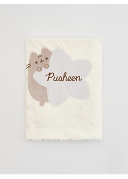 Reserved - Koc Pusheen - złamana biel ze sklepu Reserved w kategorii Kocyki dziecięce - zdjęcie 186510215