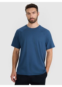 Męski t-shirt oversize 4F 4FWAW25TTSHM2360 - niebieski ze sklepu Sportstylestory.com w kategorii T-shirty męskie - zdjęcie 186512365
